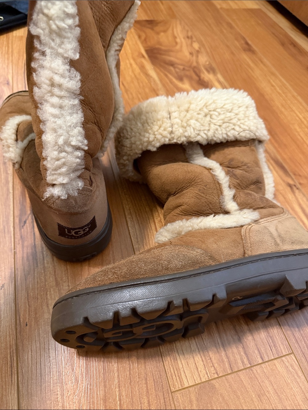 UGG Chestnut Suede Shearling Cuff Winter Boots